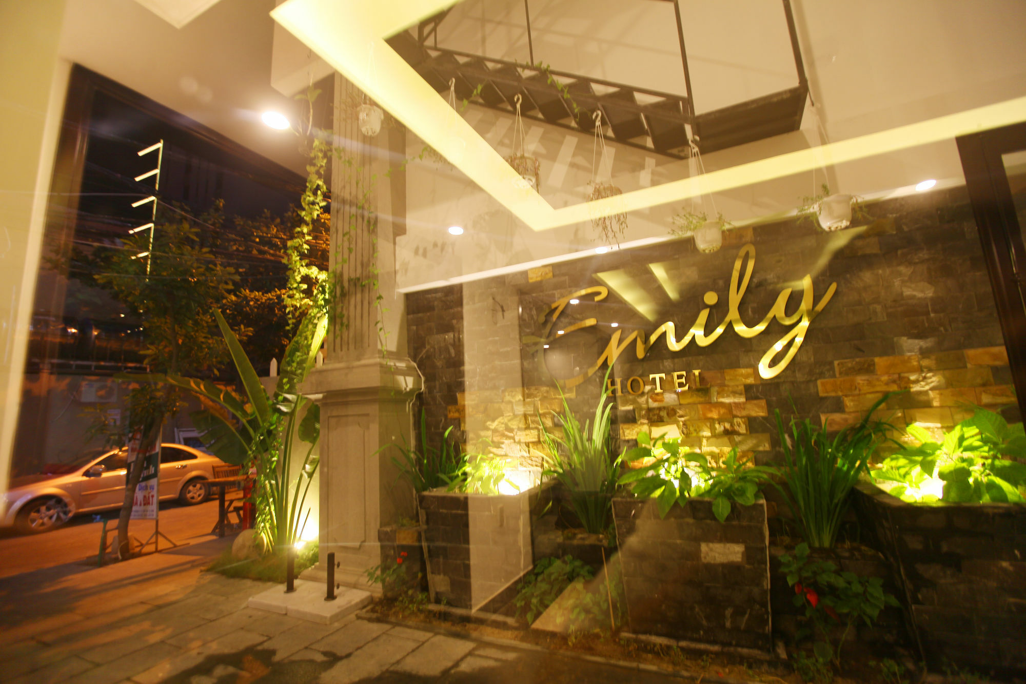 Emily Hotel & Apartment Đà Nẵng Extérieur photo